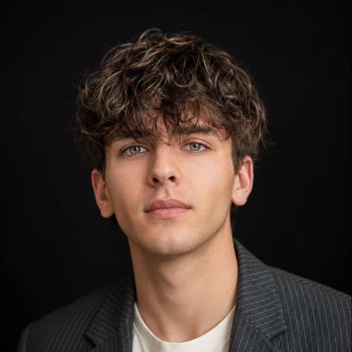 Portrait of Aaron, Director at Ever Win